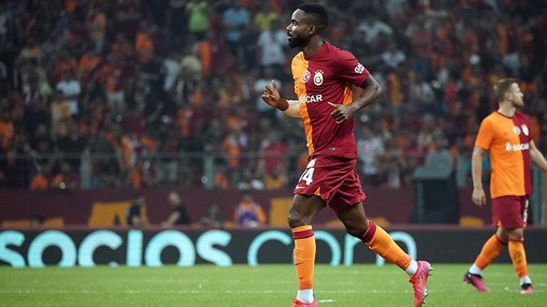 Galatasaray'da büyük hayal kırıklığı! Yeni transfer bekleneni veremedi
