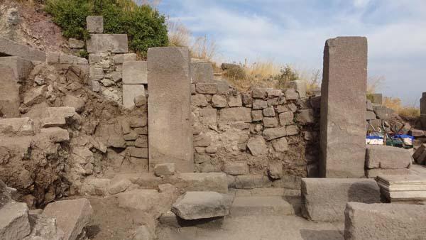 Assos Antik Kentte bulundu! '1800 yıllık nadir yapılardan bir tanesi'