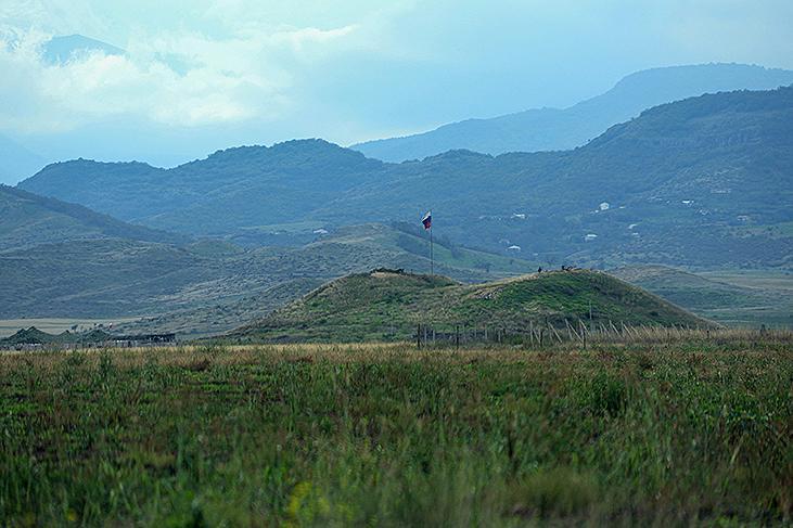 Tüyler ürpertici sessizlik bozuldu! Karabağ'da sniper ateşi dünyada son dakika