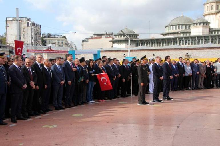 İstanbul'un kurtuluşunun 100. yıldönümü Taksim'de törenle kutlandı