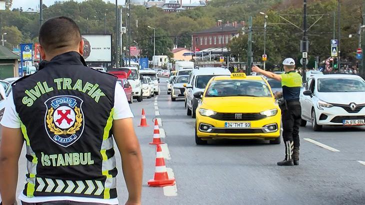 Eminönü’nde taksilere denetim! ‘Müşteri how much dedi, bizde tahmini tutar söyledik’