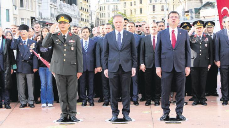 İstanbul’un kurtuluşunun 100. yılı Taksim’de kutlandı