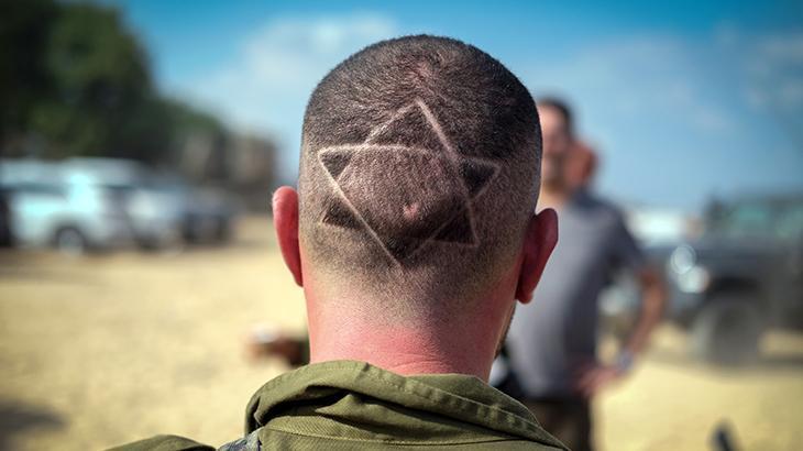 İsrail askerlerine sınırda motivasyon yemeği