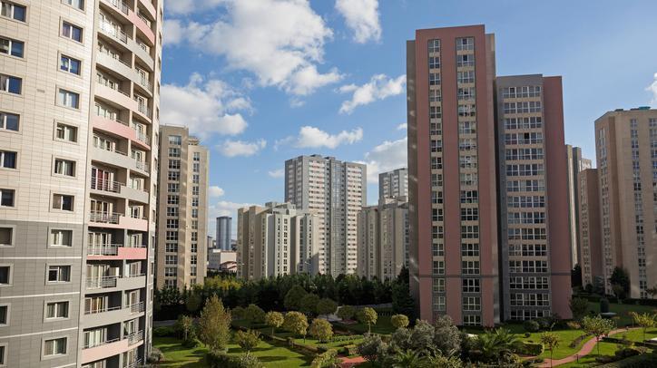 Milyonlarca kiracıyı ilgilendiriyor: İstanbul ve Ankara adliyelerinde hızlı düşüş!