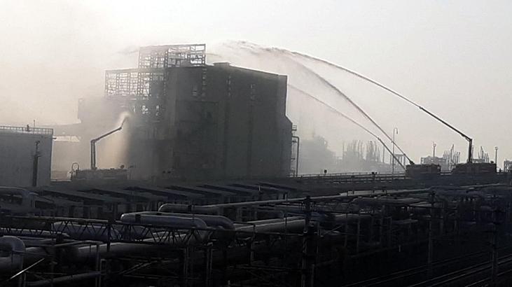 Gübre fabrikasında yangın paniği!