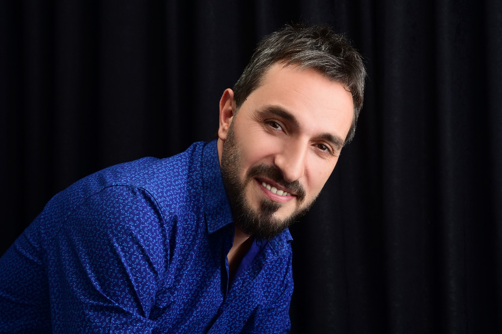 KARADENİZLİ SEVİLEN SANATÇI HIZIR DİNÇER YENİ ANADOLU ROCK ŞARKISINA KLİP ÇEKTİ