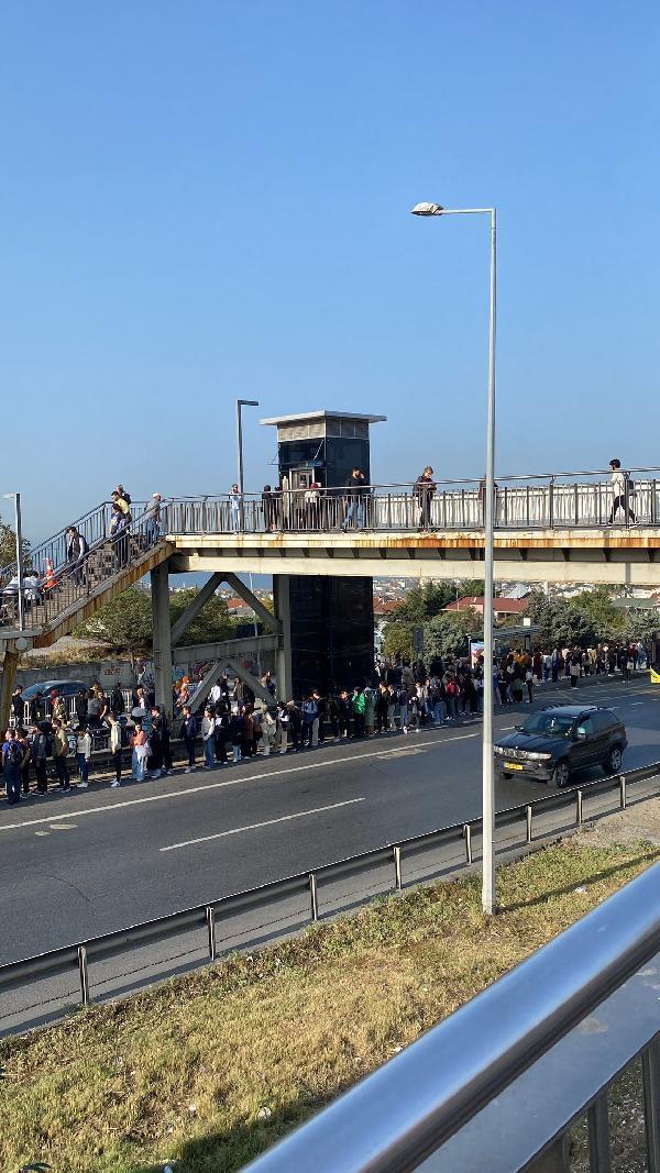 Fotoğraflar İstanbul'dan! 'Rezillik, insanların burnundan getiriyorlar'