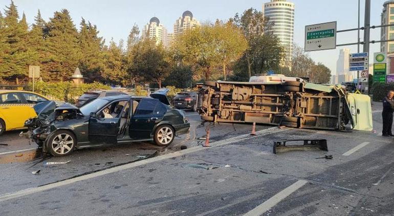 Beşiktaş'ta alkollü sürücü dehşet saçtı! 4 yaralı