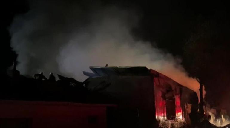 Çatalca'da korkutan fabrika yangını