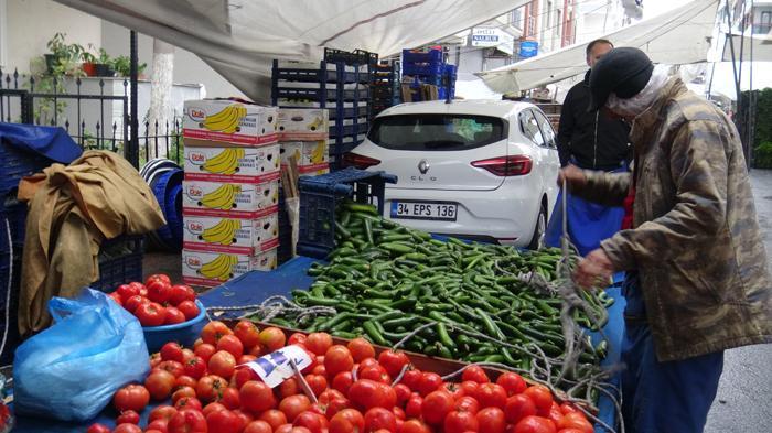 Pazar yerinde esnafı çıldırtan olay: Piyango kime çıkacak belli değil