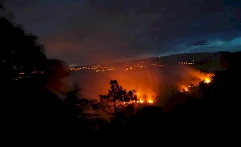 Trabzon'da fırtına nedeniyle peş peşe yangınlar! Evler tahliye edildi
