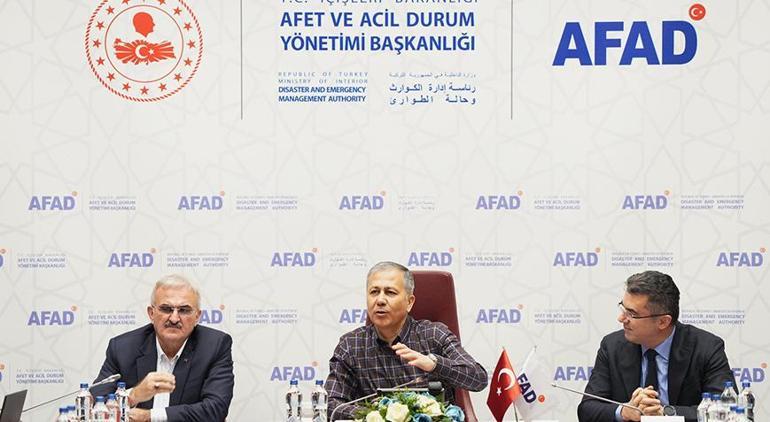 Bakan Yerlikaya'dan AFAD'la değerlendirme toplantısı