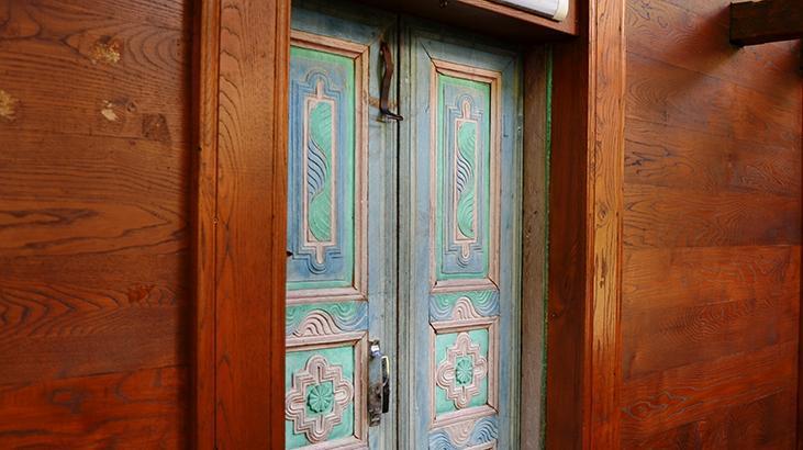 172 yıllık kapının ardında büyüleyen manzara