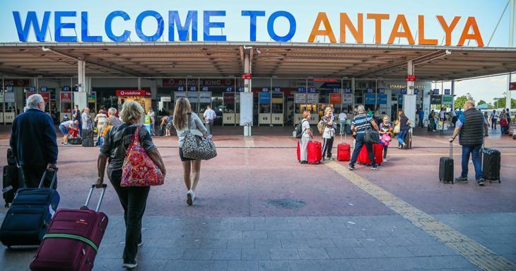 Antalya’ya en çok turist gönderen ülkeler belli oldu