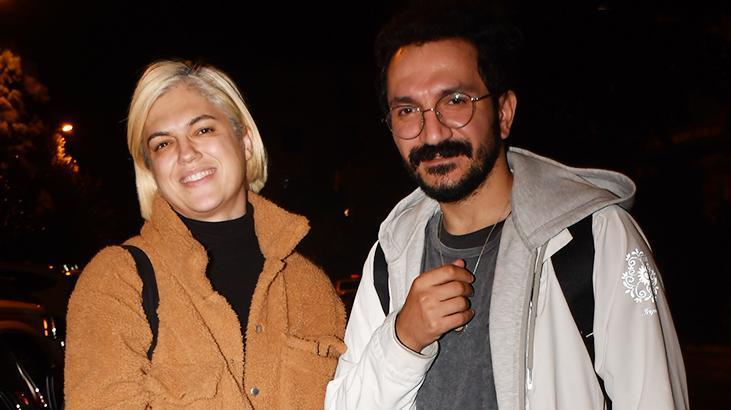 İnanç Konukçu ve İpek Erdem Cihangir sokaklarında!