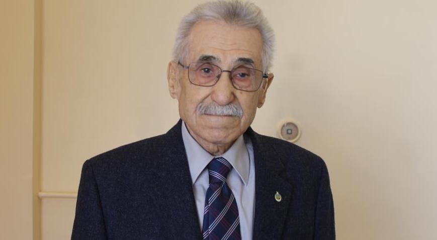 90 yaşındaki öğretmenden genç meslektaşlarına tavsiyeler: Sevgiyle, anlayışla yaklaşın