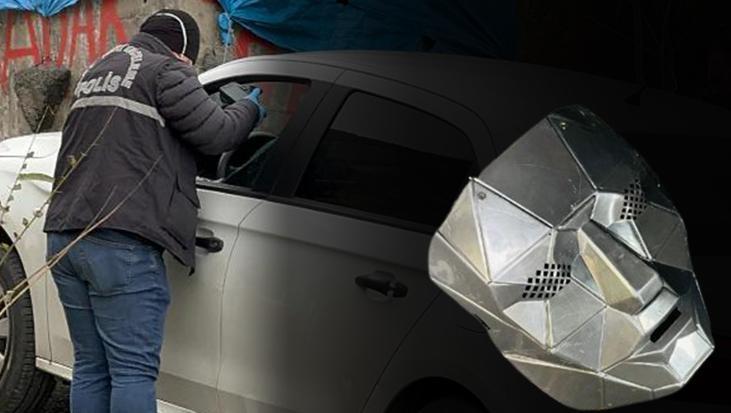 İstanbul’da gizemli araç! Kurşun izleri, cadılar bayramı maskesi…
