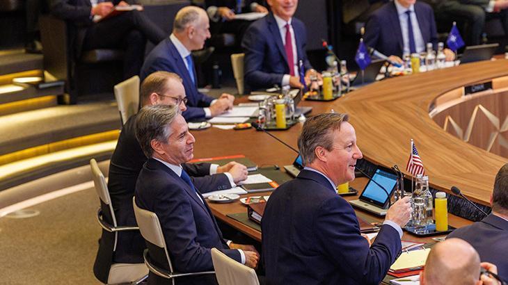 NATO-Ukrayna Konseyi dışişleri bakanları seviyesinde ilk kez toplandı