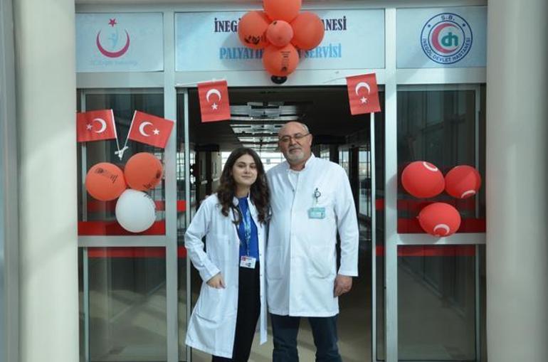 Devlet hastanesinde ilginç görev: Herkes doktor değil de Adalet Bey’in kızı diye hitap ediyor