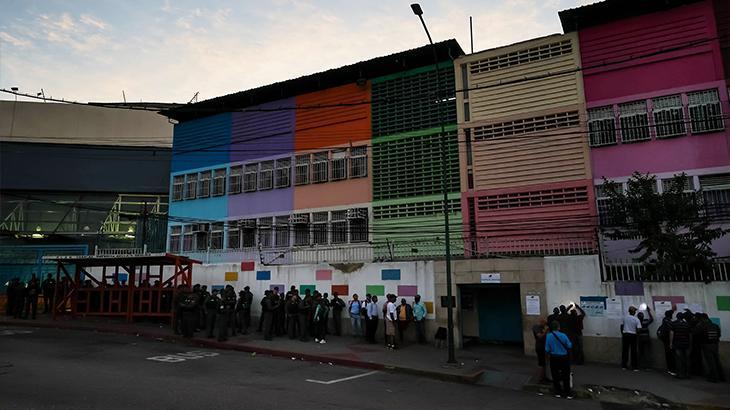 Brezilya-Venezuela arasında gerilim! Askerler sahaya indi