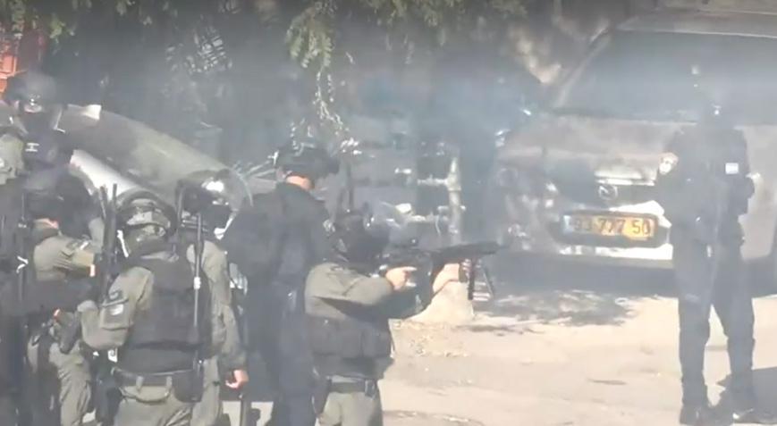 İsrail polisinden cuma namazı sonrası Filistinlilere sert müdahale!