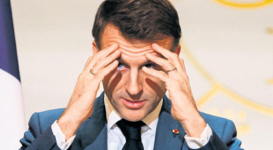 Macron’a laiklik eleştirisi