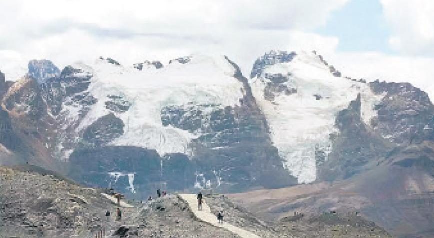 Peru buzullarının yarısını kaybetti