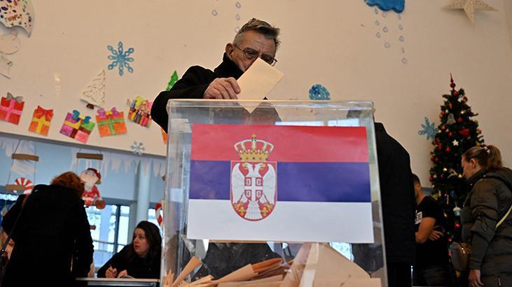 Sırbistan sandık başında