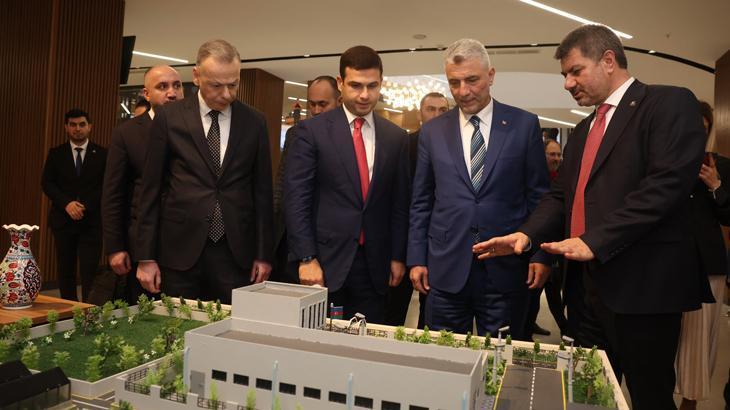 Bakan Bolat, Azerbaycan’da!