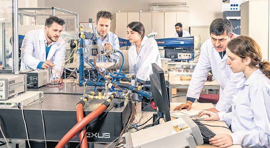 Mezunlar ortalama 6,4 ayda işe başlıyor