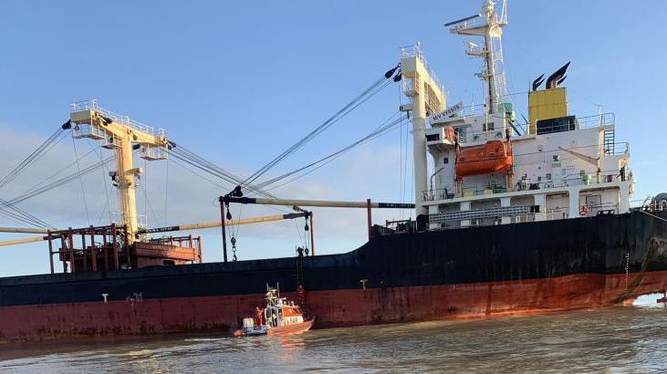 Tuna Nehri’nde gemi mayına çarptı