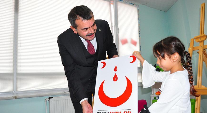 Bakan Tekin özel eğitim anaokulu açılışına katıldı
