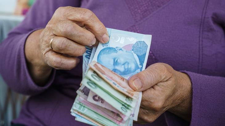 Asgari ücret artışının ardından gözler en düşük emekli maaşlarına çevrildi! İşte masadaki en güçlü rakam