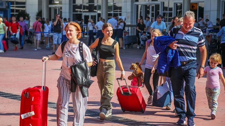 Antalya’da hava yolu ulaşımında rekor üstüne rekor!
