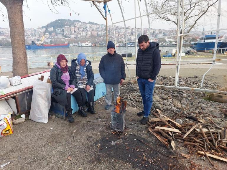 Kayıp denizcilerden Ömer Hebip'in ailesi çadır kurdu