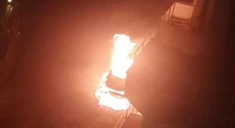 Düzce Belediye Başkanı Özlü'nün park halindeki otomobili yandı