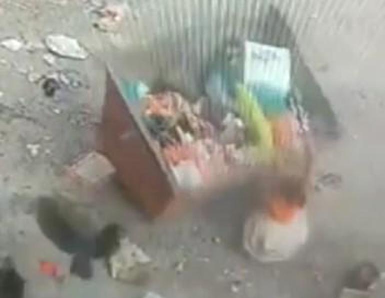 Yer: Yemen! Çöpten yemek toplarken yaşamını yitirdi, konteynerin altında kaldı