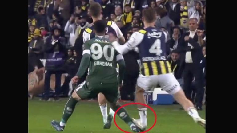 Fenerbahçe maçında tartışma yaratan penaltı pozisyonu! Eski hakemler açıkladı: Sert ve dikkatsiz