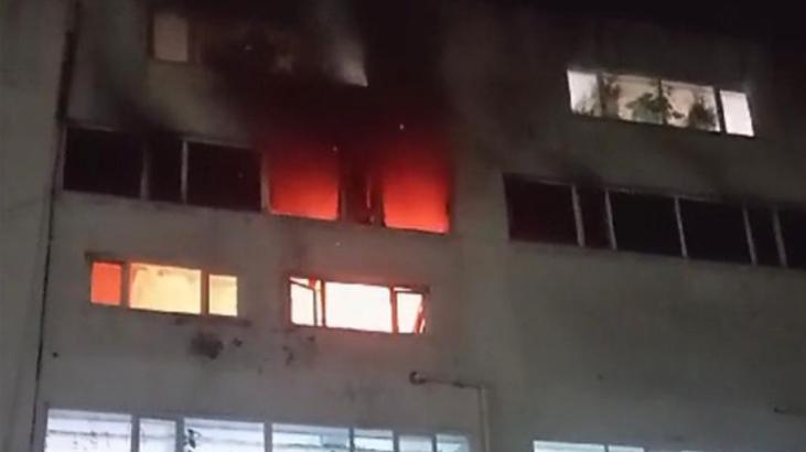 5 katlı metruk binada korkutan yangın