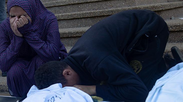 İsrail, Gazze’nin en büyük ikinci kenti Han Yunus’u kuşattı