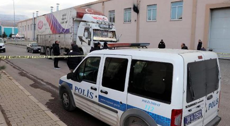 Kayseri’de feci olay! Kamyonla geri manevra yaparken 12 yaşındaki çocuk ezildi