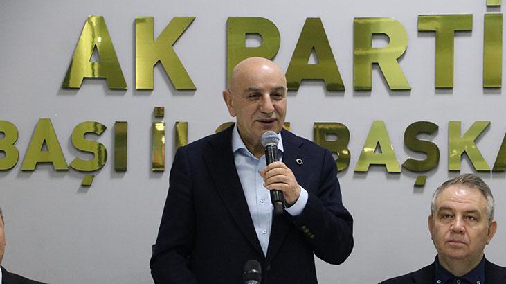Turgut Altınok: Ankara’da kırılan mermerin tamirini yapamayan bir yönetim var