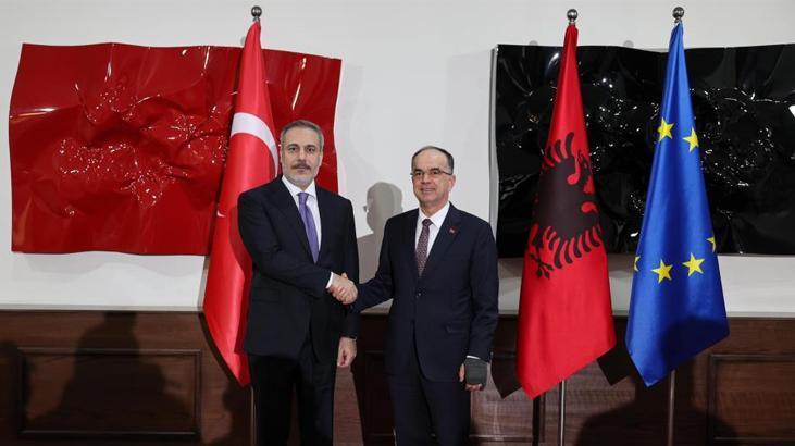 Bakan Fidan, Arnavutluk Cumhurbaşkanı Begaj ile görüştü