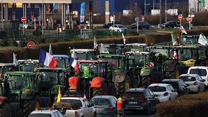 Paris abluka altına alındı! Çiftçilerden benzeri görülmemiş protesto