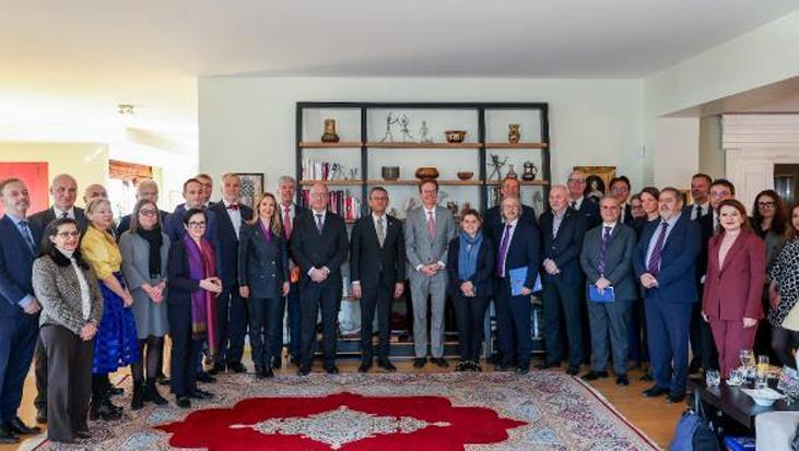 Özgür Özel, AB büyükelçileriyle buluştu