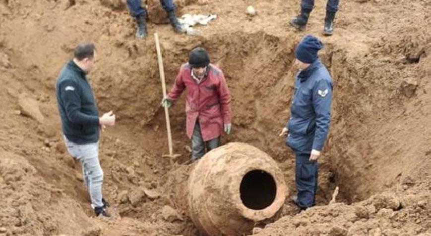Çiftçi tarlasında tesadüfen buldu! Müzeye nakledildi