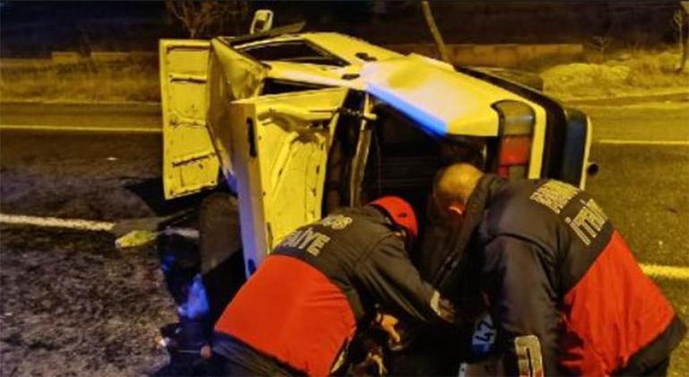 Nevşehir'de refüje çarpan araç takla attı! 5 yaralı var