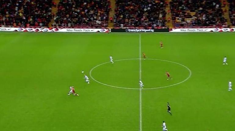 Fenerbahçe ve Galatasaray maçlarında tartışmalı pozisyonlar! 'Açık penaltı, amasız lakinsiz kırmızı kart'