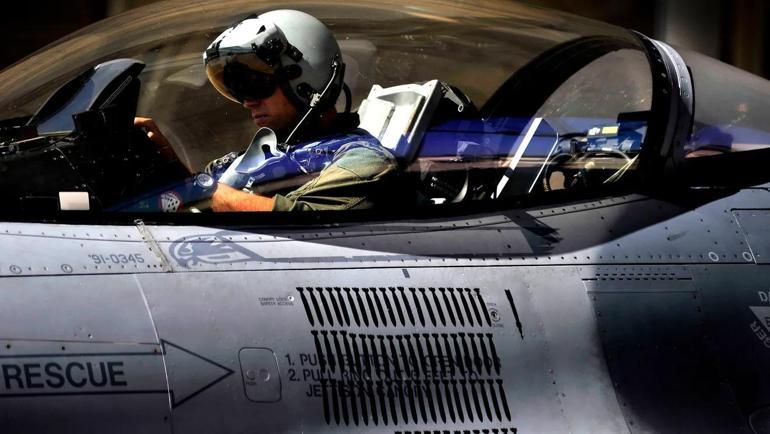 Türkiye'nin satın almaya yaklaştığı F-16'lar: 50 yaşına giren savaş uçağı neden hala bu kadar ilgi görüyor?