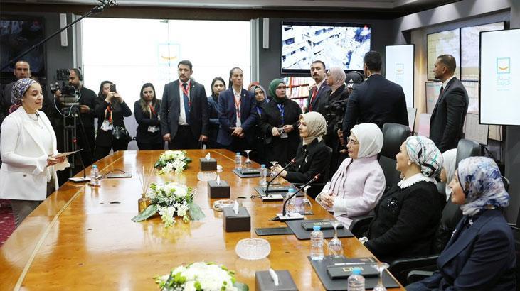 Emine Erdoğan, Mısır'da Sisi'nin eşi Amer ile görüştü